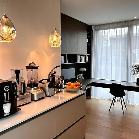 Luxury Waterfrontvilla Amszterdam